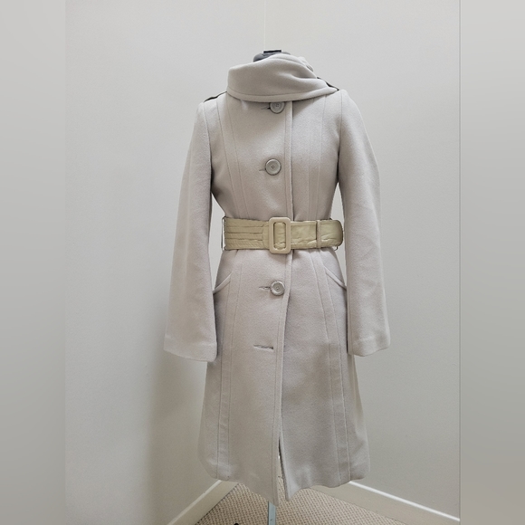 EUC Mackage Apple Fog Coat - Picture 5 of 8